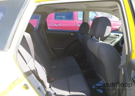 2004 Toyota Matrix Xr z USA, uszkodzony, nr VIN 2T1KR32E84C237209